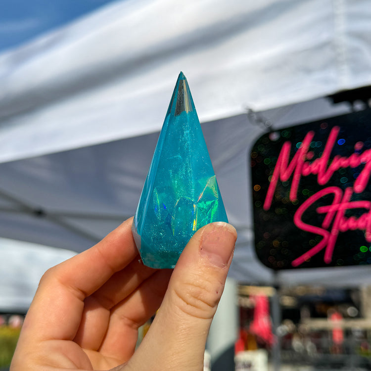 Holographic Aquamarine Ring Holder