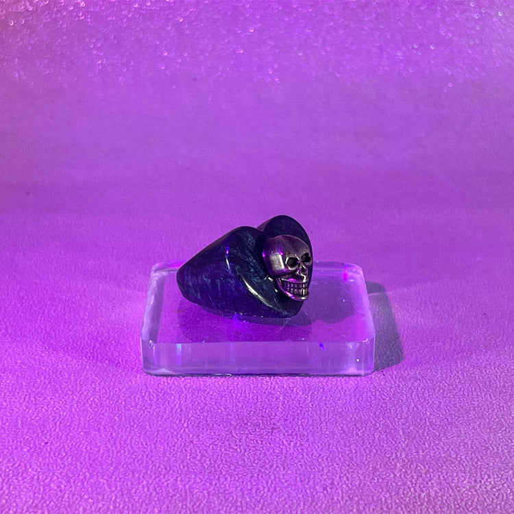 Chunky Skull Heart Ring - Midnight Studio Rings