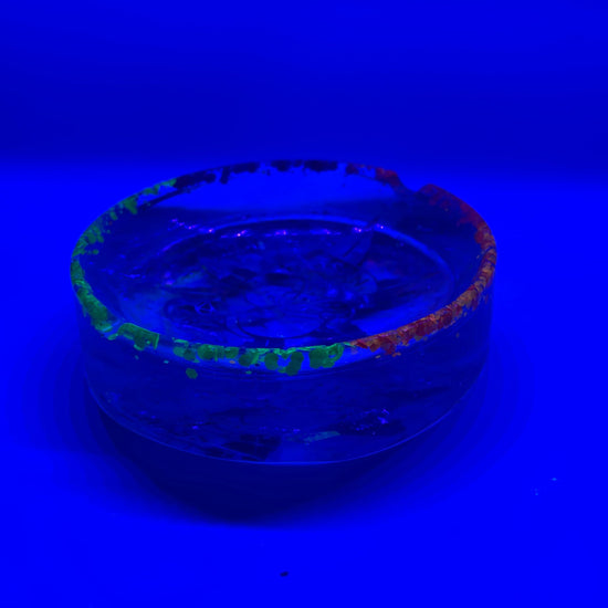 Ass N' Grass Iridescent Holographic Ashtray Ashtrays Midnight Studio 