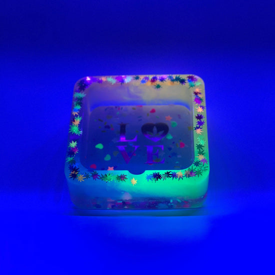 LOVE Weed Holographic Ashtray (Glow in the Dark) Ashtrays Midnight Studio 