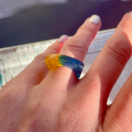 THIN CRESCENT SOLIDARITY RINGS (3 Styles) - Midnight Studio Rings